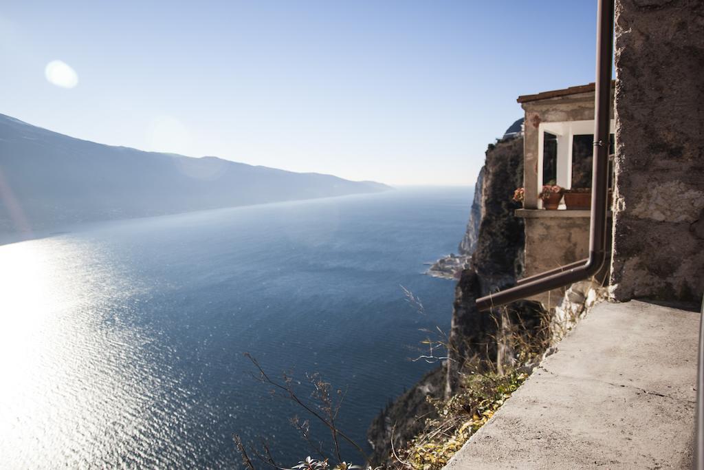 Locanda Al Castelletto Tremosine Exterior foto