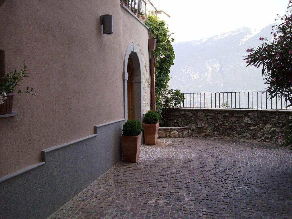Locanda Al Castelletto Tremosine Exterior foto